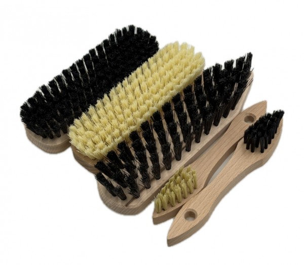 Haas 6-Piece Shoe Cleaning Set, Wood